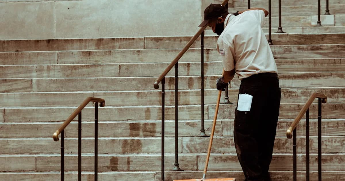 Commercial Cleaning Cost in Lehigh Acres, FL: 2026 Price Guide