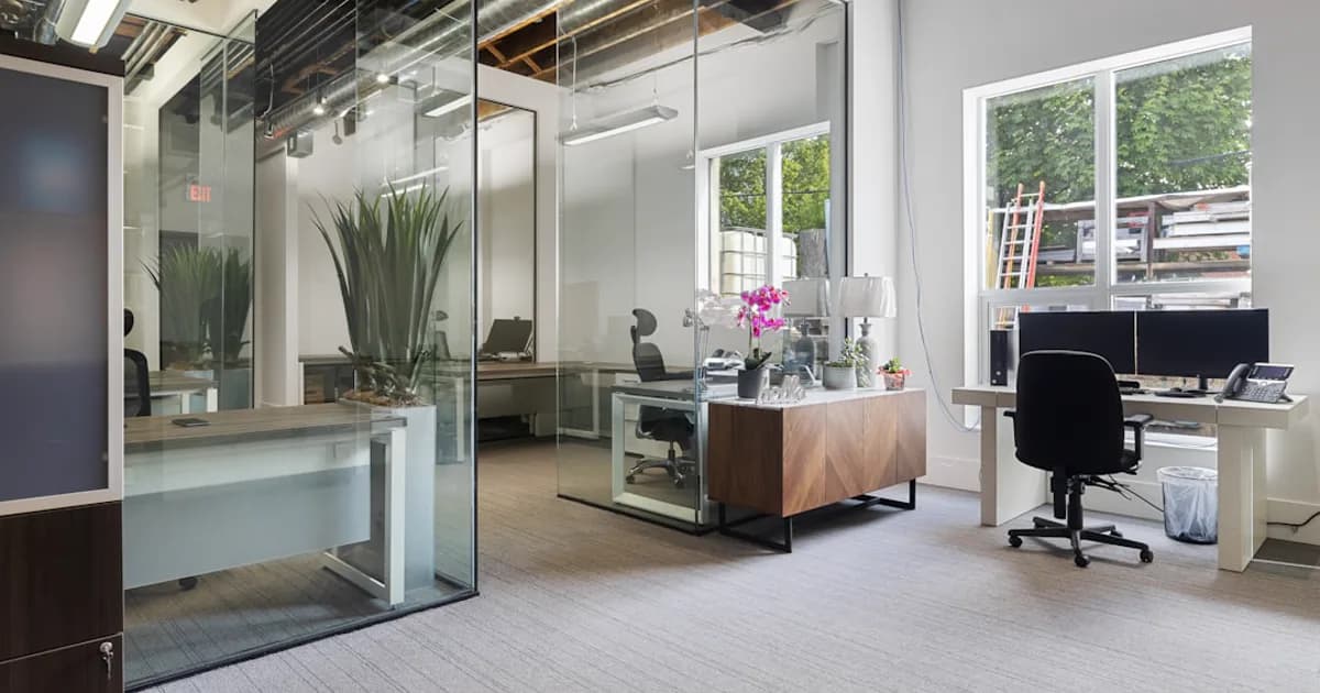 How to Choose a Commercial Cleaning Company in Port Charlotte, FL