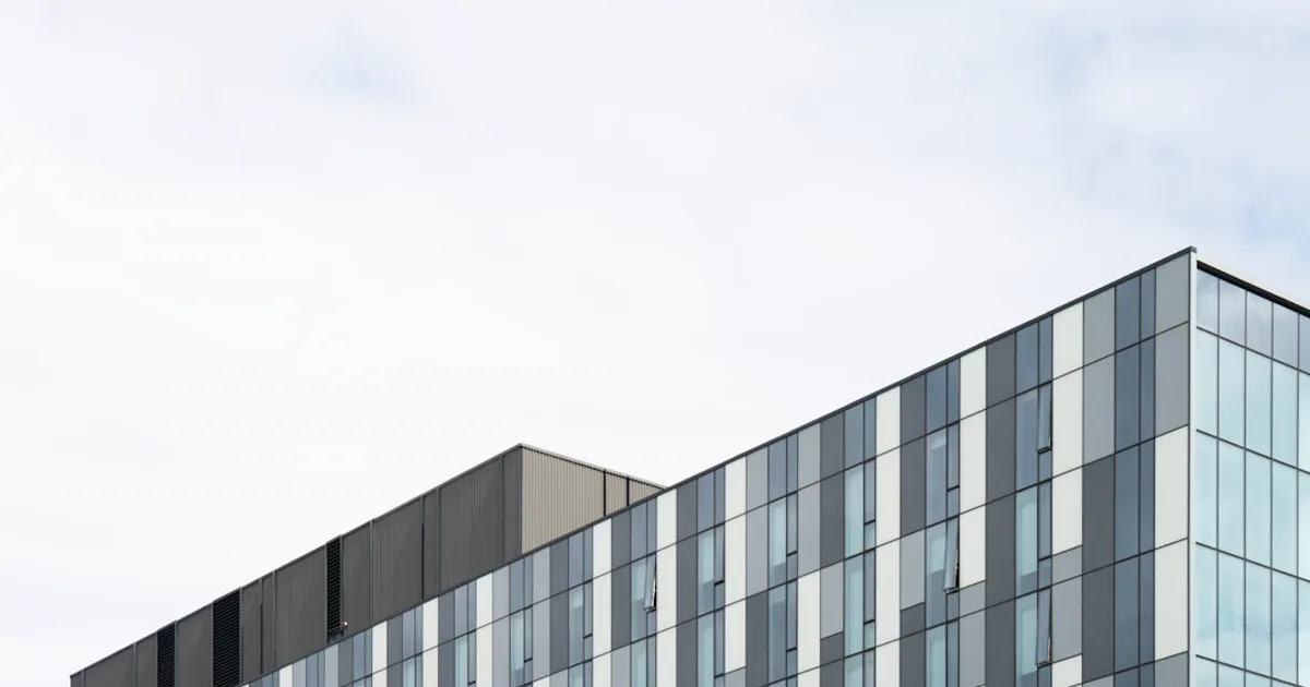Winter Floor & Entryway Care for Ham Lake Facilities: A Facility Manager's Guide