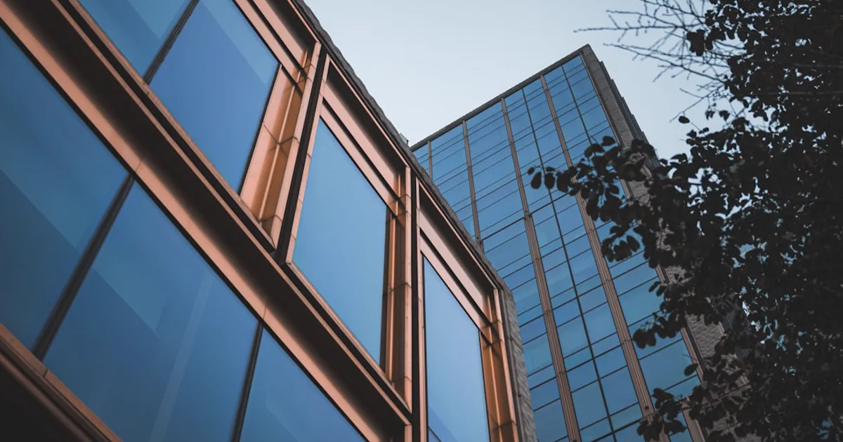 Winter Floor & Entryway Care for Minneapolis Facilities: A Facility Manager's Guide